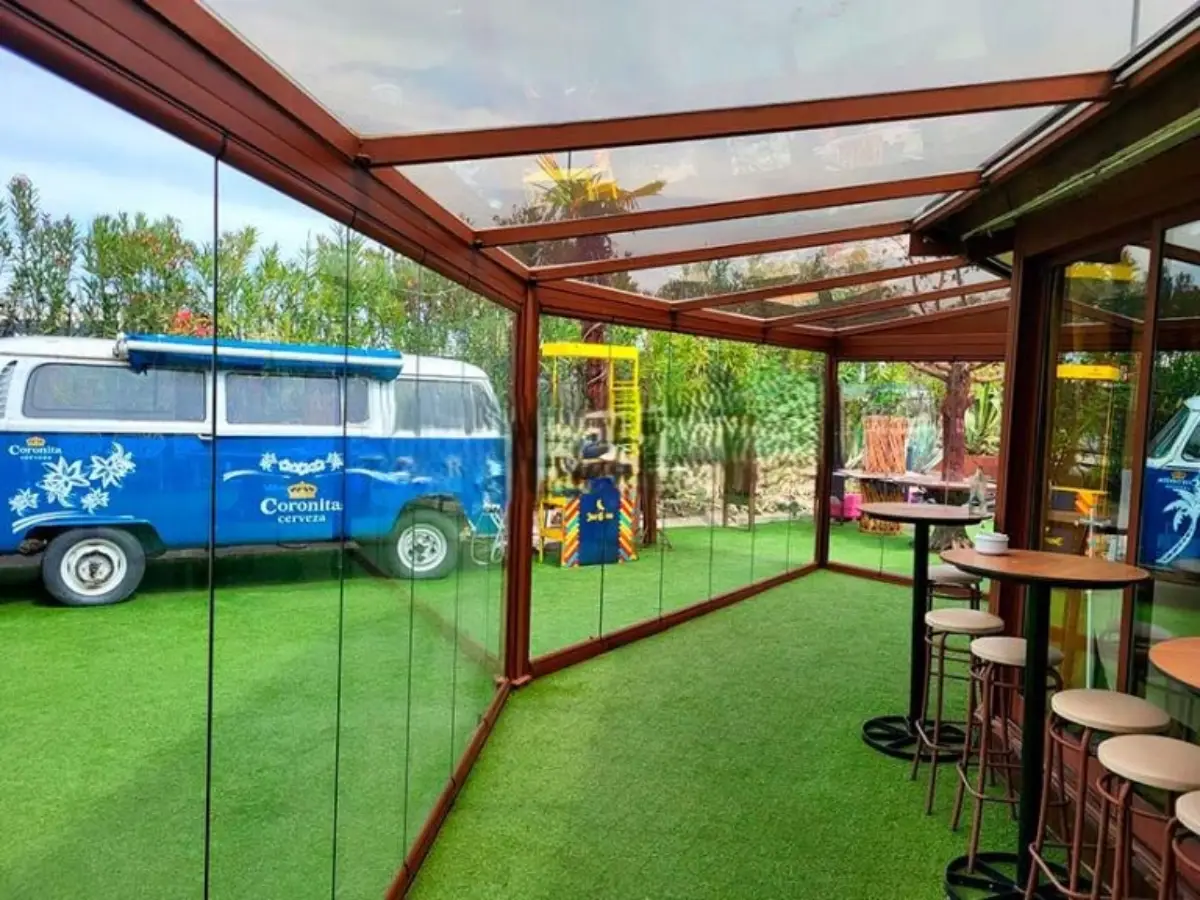 cerramientos-de-cristal-para-local-comercial-768x576